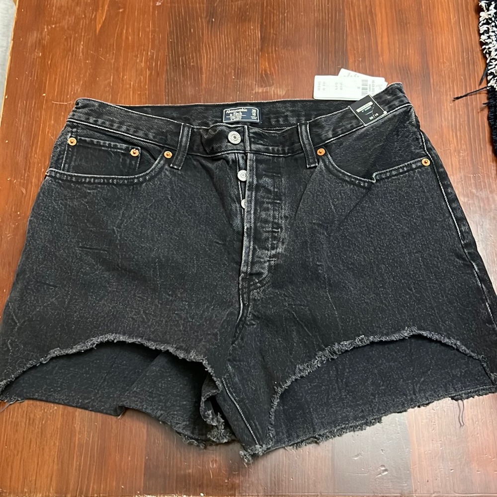 NWT abercrombie short